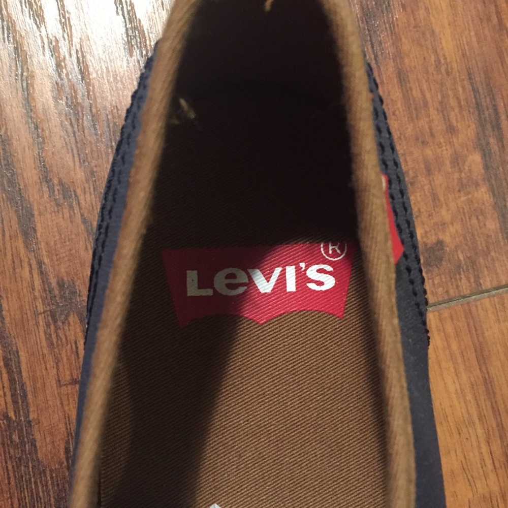 NWT Mens Levi Canvas Shoes Size 11 - Picture 3 of 4